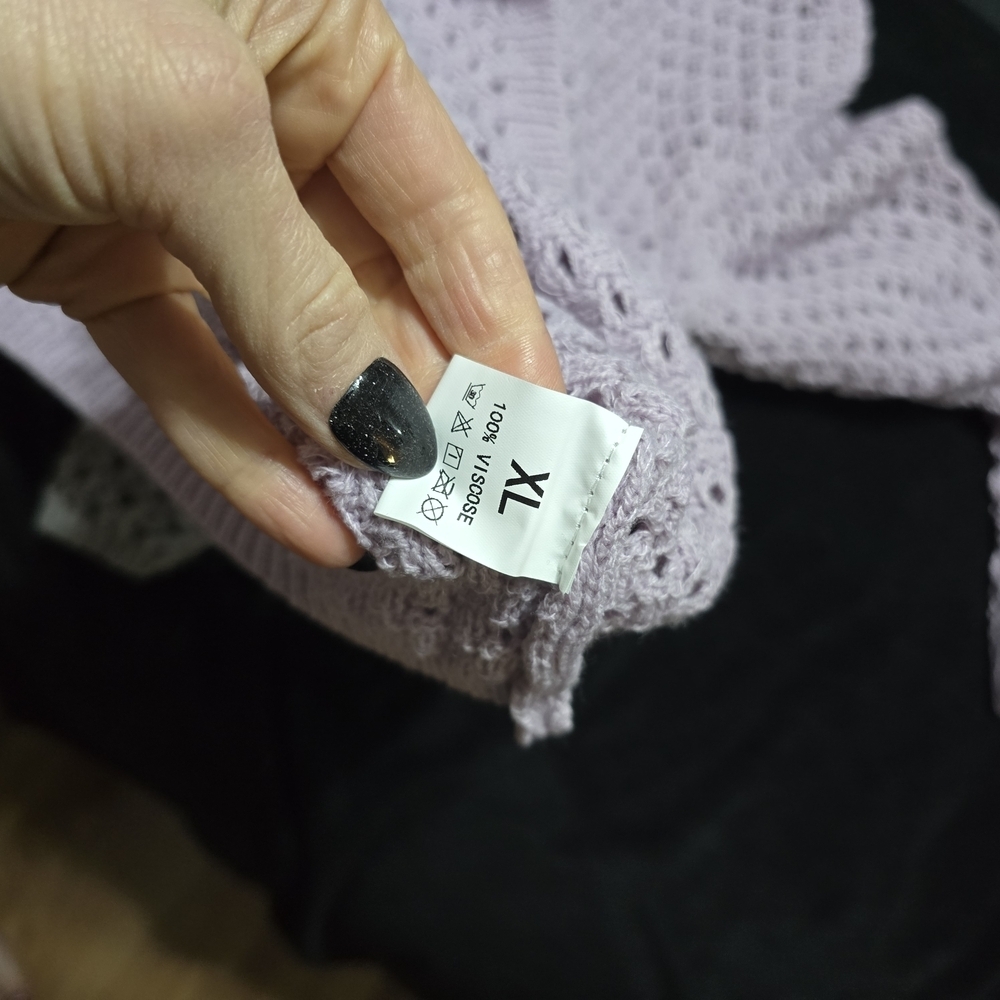 Elegant Lilac Open-Knit Sweater - Picture 3 of 3